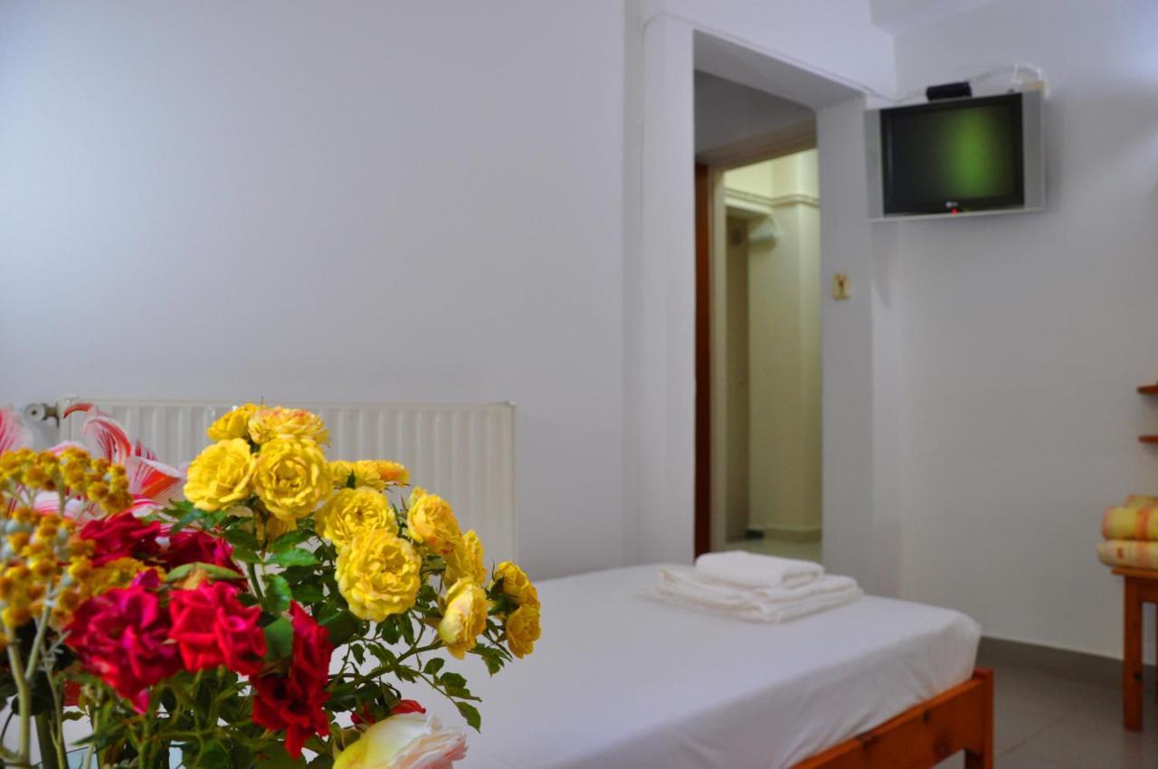 Nora Hotel Sitia (Crete)
